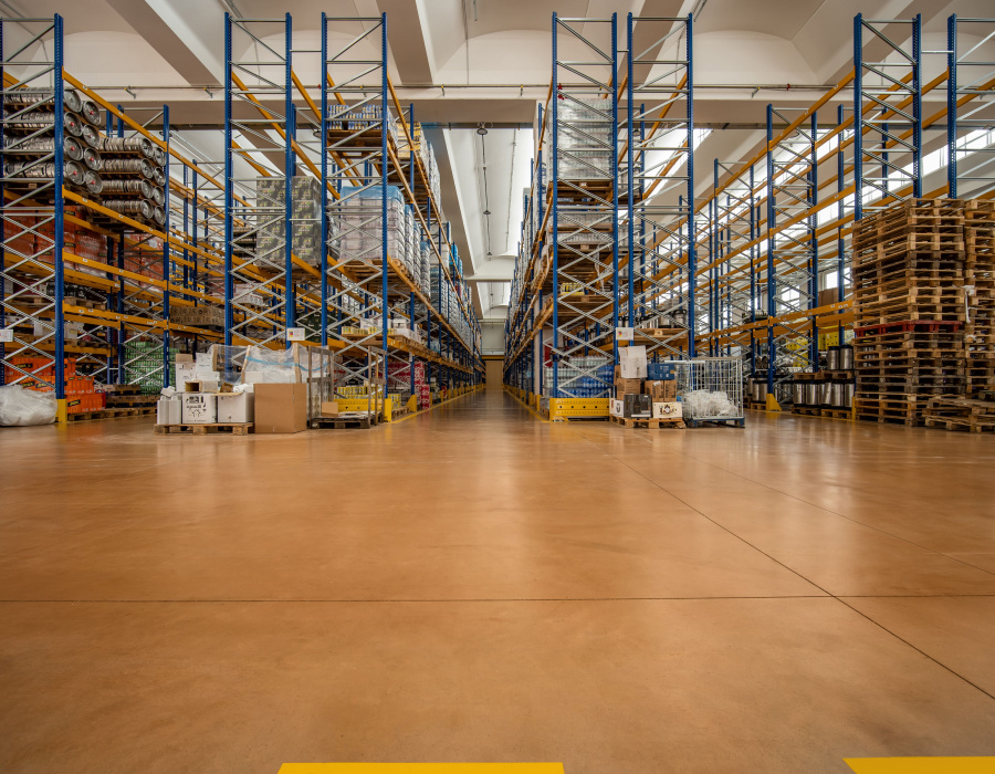Pavimenti industriali per piattaforme logistiche e magazzini - Ferrowine Castelfranco V.to